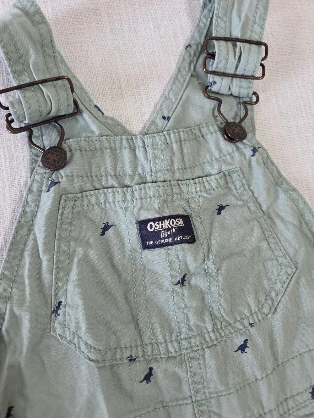 OshKosh B'gosh Kids Shark Pattern Sage Green Overall Shorts 4t Boys Toddler Kids